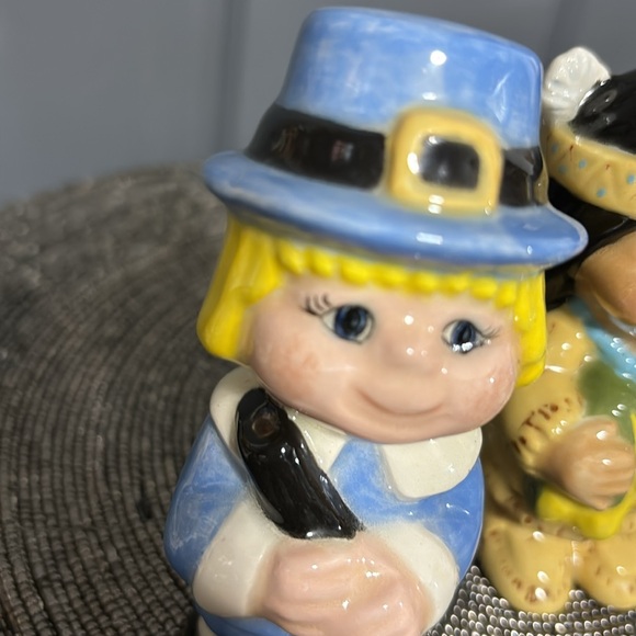 Vintage Ceramic Thanksgiving Figurines - Picture 2 of 13